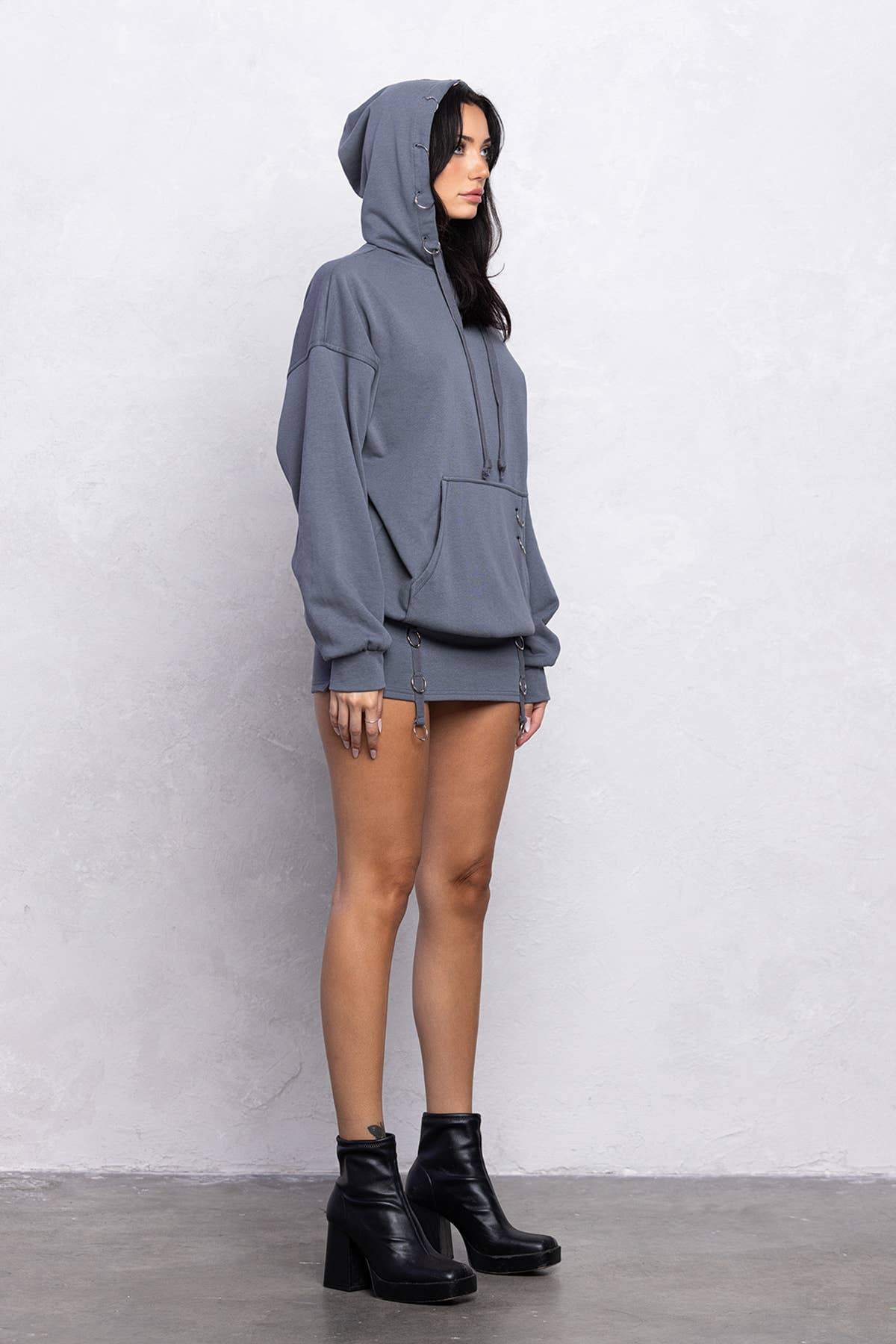 Metal o-ring detail hoodie and mini skort set: Grey / S
