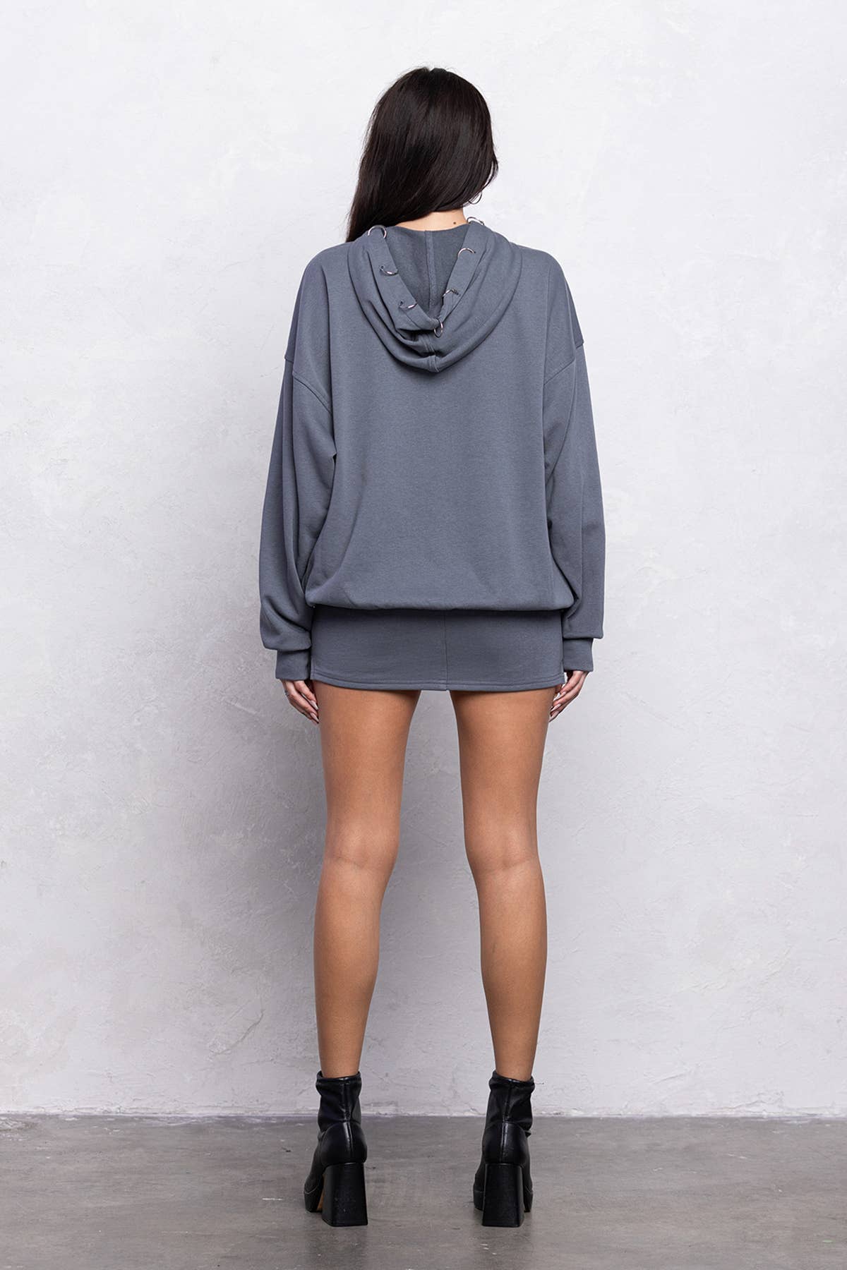 Metal o-ring detail hoodie and mini skort set: Grey / L